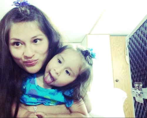 La fotografía es mi pasión; el amor por mi hija, mi principal motivación :)