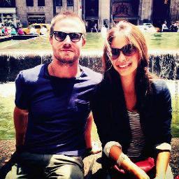 I'am Thea Queen.My brother Oliver Queen.
.Arrow #Firstbot  เธียไม่หยิ่ เธียใจดี ฟลอมาคุยกับเธียนะคะ