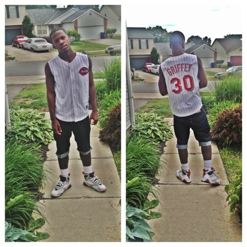 We young niggas who's living a Lavi$h Life style !! We Up Next
