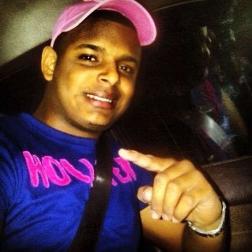 ariel almonte (ariel_001) Twitter