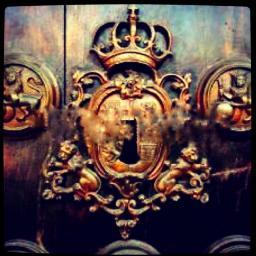 HiddenDoorStyle's profile picture. Fashion|Music|Art|Lifestyle