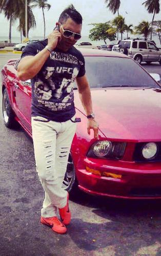 cesar_lanzond's profile picture. Abogado, Inteligente y Perspicaz, No Creo en Amigos, Mi Pasion son las Motos, Creo en Dios...!