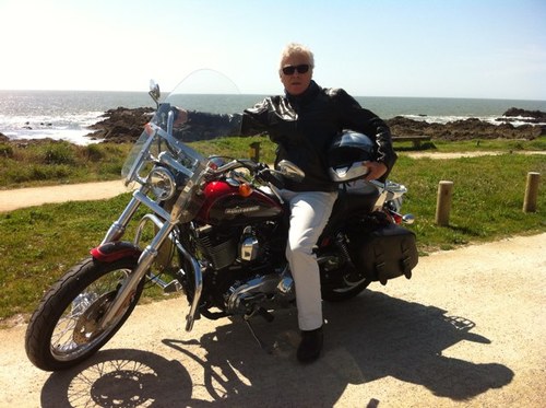 Motard, marin et retraité, je présente mes réalisations.