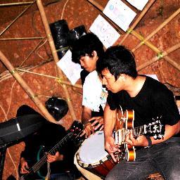 ShofinHanaf's profile picture. i love the art....