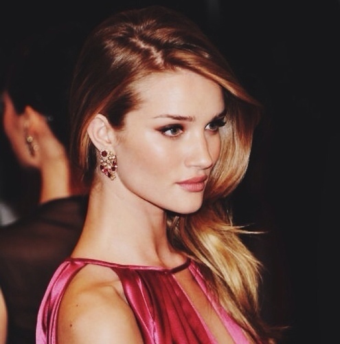 VIctoria Secret's Model from UK. Actress from Transformers: Dark side of the moon. #ω℮sτernƒαms #BritishFams #ceganfams