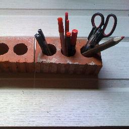 MaterialsLab's profile picture. With a love of honest Materials. Studio making experimental & often collaborative 3D works. Based in Margate, founded at Resort Studios in Cliftonville