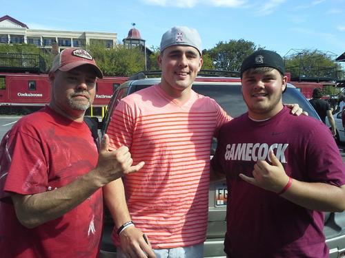 Husband of 1 awesome woman....Father of 2 awesome kids....Fan of 1 awesome University! GO COCKS !