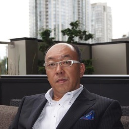 INTERNATIONAL EMERGENCY MANAGEMENT ORGANIZATION : Ambassador 日本では新しい発電事業及び新エネルギーの開発をしています。 世界の地下水、ミネラルウォーターを研究している時、昆虫のDNAに興味を持ち新薬を研究中。