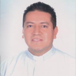 Sacerdote católico de la Fraternidad Misionera Apóstoles de la Palabra