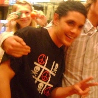 vacroft1tito1's profile picture. UNE