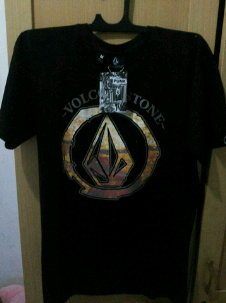 GUDANG KAOS DISTRO| UNKL | OUVAL | KICK DENIM | GREEN LIGHT | 3SECOND | VOLCOM | RUSTY | PSD | KAOS MUSIK , ORDER PIN  : 2A819E7D TELP : 085773186540
