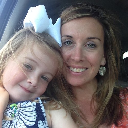 Mother of 2 beautiful children! Mother/baby nurse and absolutely love it! Love to shop and spend time with my kids!
