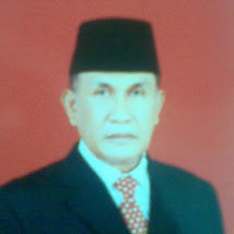 mencalonkan diri wakil Bupati Pontianak Periode 2014-2019 berpasangan dengan Drs.Rubijanto wakil Bupati Pontianak Periode 2009-2014