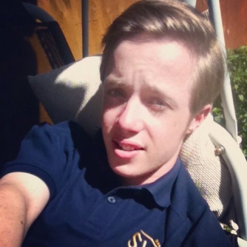 Ryansm22's profile picture. Please follow @_OhHelloThere, i've lost my password! :-)