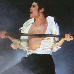official Amanda Sanchez twitter page Producer, actress, singer, youtube. i play taekwondo in the spanish team #Moonwalker @robertBEnglund love you Freddy
