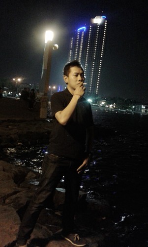 liantyulianto's profile picture. aku suka ngetwit yang gak penting, karena yang penting buatku adalah kamu. :) | MUFC