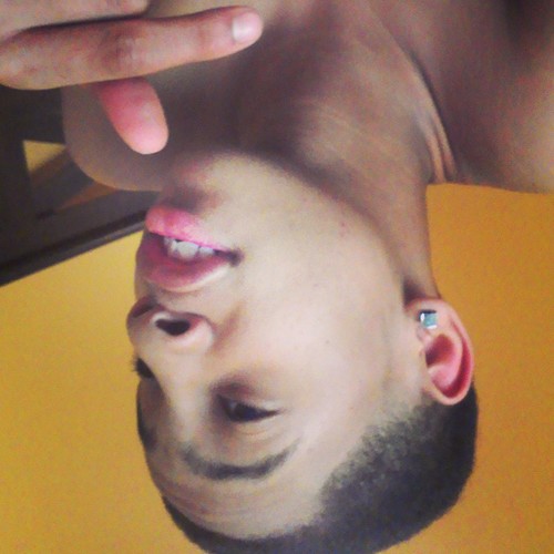 fcck bio I'm dope fresh out the boxx add mii on face book @ Marvin dgafs