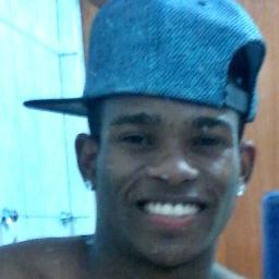 Não posso ti dar tudo , mais ti dou tudo que eu puder s2 você é especial para mim *-*