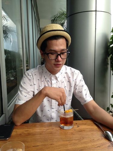 andrimk's profile picture. Social chameleon.                           Instagram : andrimkusim