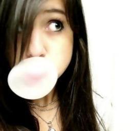 praia , chocolate , leão e reggae ' mylife (: