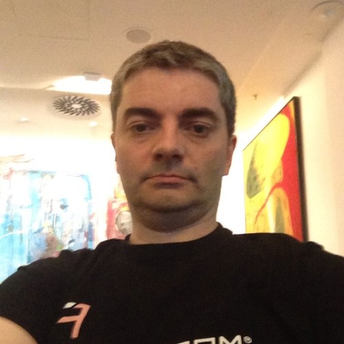 DariusPauly's profile picture. devops hearts full