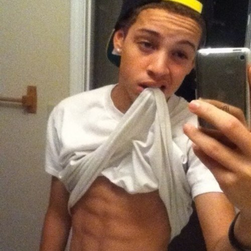 Puertorican , #TeamIphone,#Prettyboy  me.