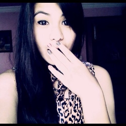 Asian Belieber | Justin | Cody | Selena | Demi | i follow back | i'll fucking beat the fuck out of you | glice to know you | ❤