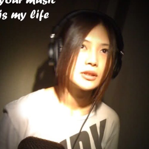 yui好きの沖縄人です( ´ ▽ ` )ノ FLOWER FLOWER好きです(≧∇≦) よろしくです!
鹿児島に引っ越しました(^o^)/
全然わからないので
案内出来る人は絡んでください(>人<;)笑