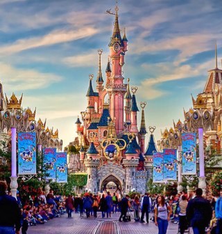 “All dreams can com true if you have the courage to pursue them.” - Walt Disney