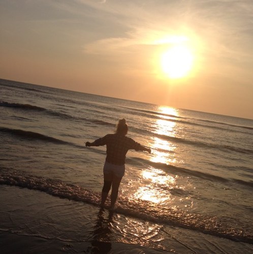 dathoneysayray's profile picture. sweet like honey, bad like badger. #teamgreenbean #honeybadgerdontplay