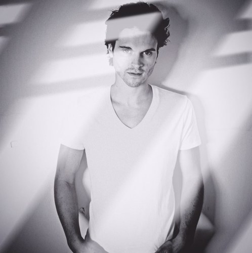 Pop recording artist & songwriter / international art thief
New music at http://t.co/ghktHwAja7
Inquiries: bowe@boweinc.com