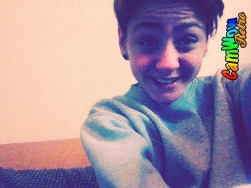 If your not a model we cant be friennds soz not soz