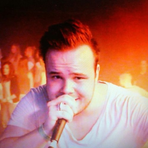 House dj/producer from the netherlands, living in eindhoven! check my soundcloud and my artist page at facebook
