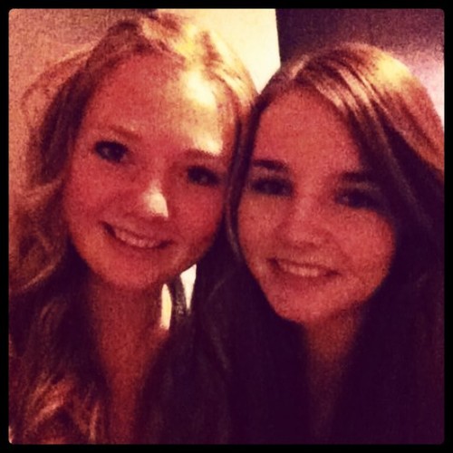 love my friends and family ♥♡