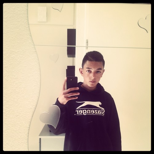 burak98wv's profile picture. sexy buikjeeeeeee yeaaaaah