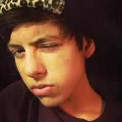 Hello :D yo me Llamo Maru Mi Sueño En La Vida Es Conocer a Mis Idolos @Justin Bieber , @Matthunter 123 Soy un Belieber Hunter chilena 3