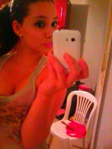 thaynandrade8's profile picture. 