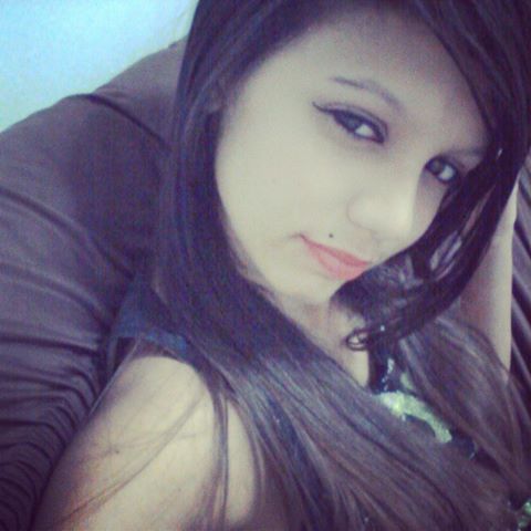 Carioca, 15 anos, bissexual, vascaína, namorando. Quer saber mais? me siga. ask oficial: @plincesasqs