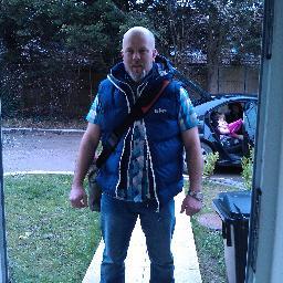 LeeHancox72's profile picture. Landrover Pull aparter er