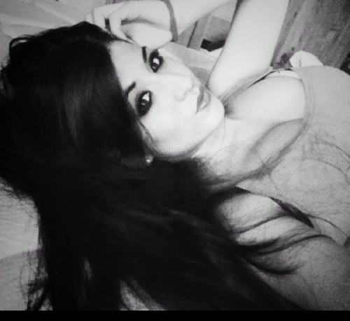 MeeilBeg's profile picture. Suis moi je te fuis, fuis moi je te suis. ~ Je suis unique dans mon genre, je t'aime. ♡ http://t.co/KMPbL1rq5L #TeamIphone