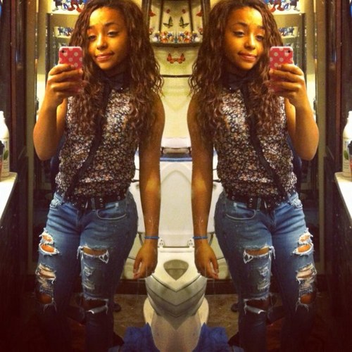 #Swag #Bitch (; ~Loving the Twin Life(;~ -Living the single lifee- {RP}