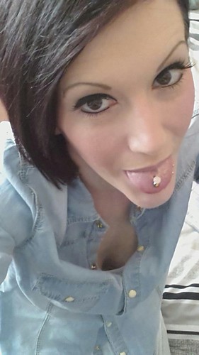 im TATTOOED CHICK mischievious defo love bit of banter sarcasm x