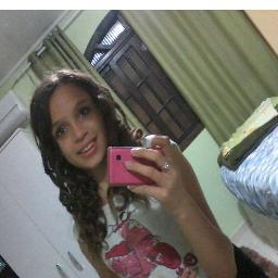 Nivel De Amizade :Dividir O Fone De Ouvido :P