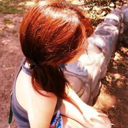 Tengo 16 años vivo en chile Amo la musica justin bieber y a g-dragon  hi i have 16 years live in chile. i love justin bieber