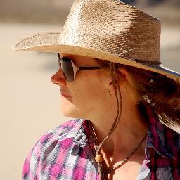 skinnymcguinny's profile picture. Urban rancher. Loves stones, words, colors, cloth, wood.