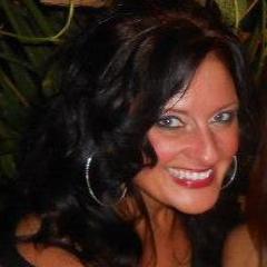 Lover of linguistics, global travel, immersing in new cultures, helping others, reading, researching, relaxing and yoga ;-).