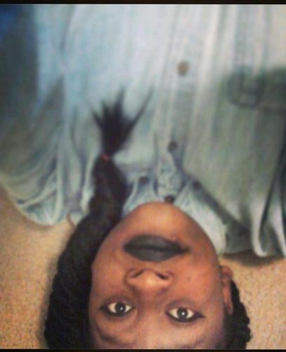 drops_of_venus's profile picture. † She's got the eyes of innocence; the face of an angel. A personality of a dreamer and a smile  that hides more pain than you can ever imagine. †