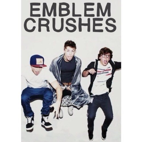 DM me your emblem crushes and who knows, you could make someones day. i try to get on at least once a day to send the emblem crushes.