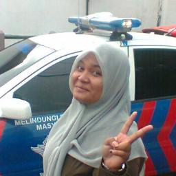 AmeL_Titik's profile picture. Dalam hidup, jangan terlalu berharap, karena untuk setiap Hello akan selalu berakhir dengan sebuah Goodbye