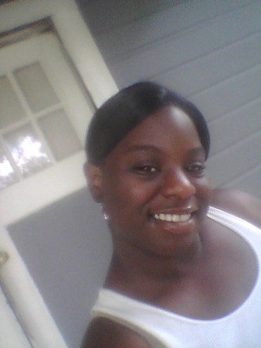 i am a real girl that love real niggas but hate fuck boyz